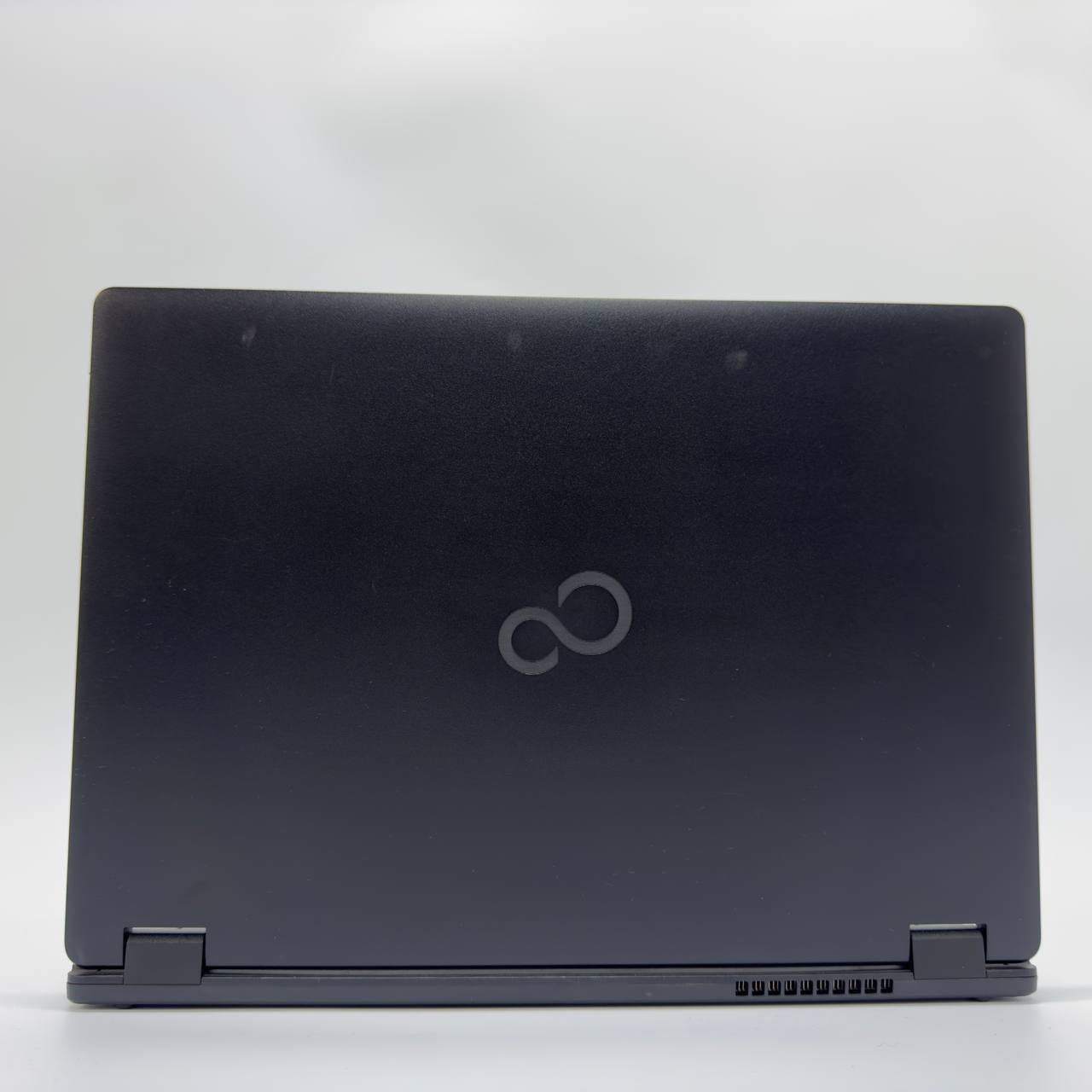 Ноутбук Fujitsu LifeBook E Series