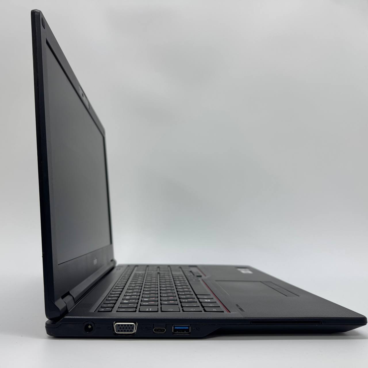 Ноутбук Fujitsu Lifebook E5510
