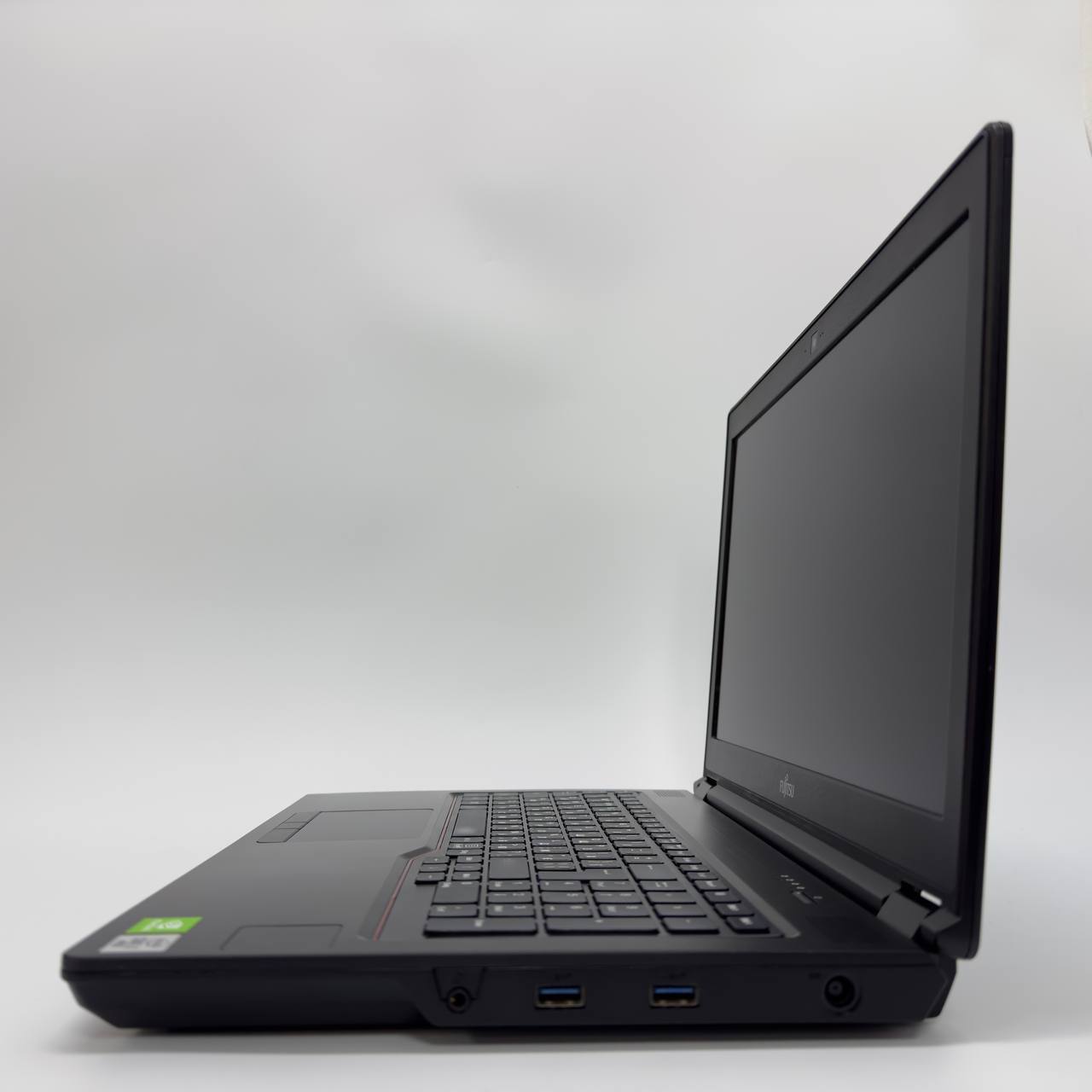 Игровой ноутбук Fujitsu H7510