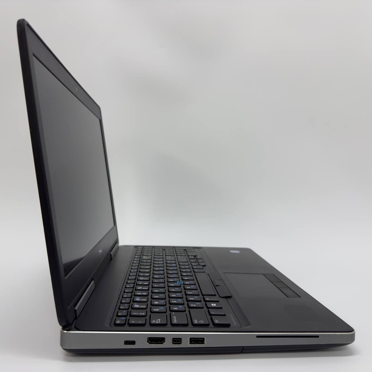 Игровой ноутбук Dell Precision 7520